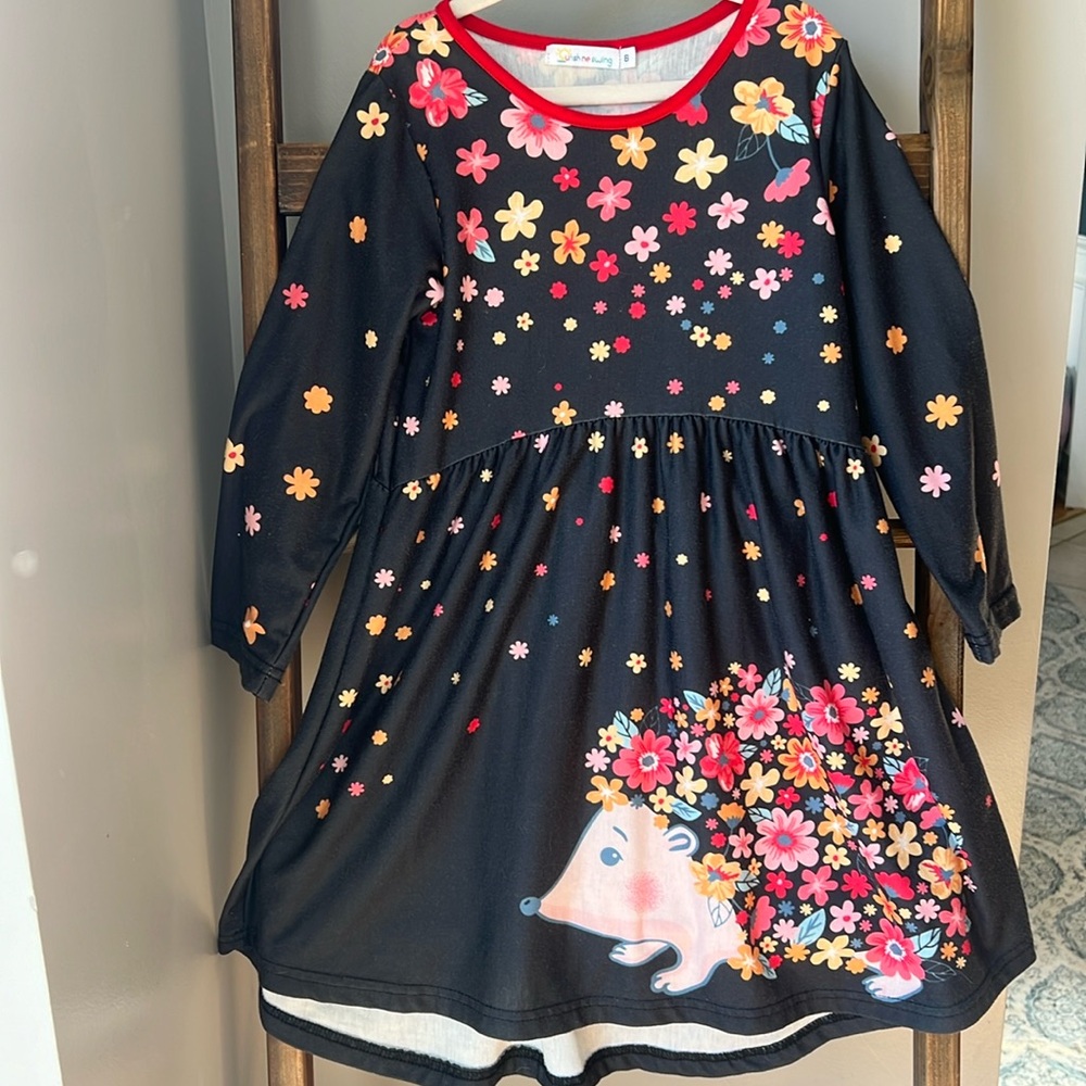 Fall dress, cute dress just in time for fall! Size 6